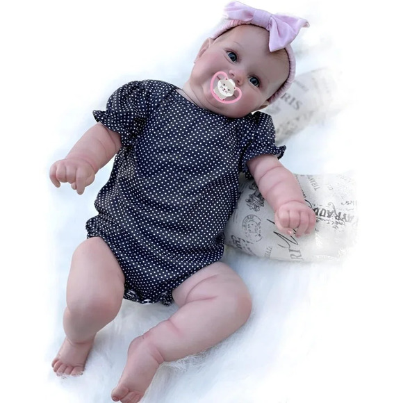 Reborn Baby Doll with Weighted Body Realistic Newborn Girl Look Real - Picture 5 of 6